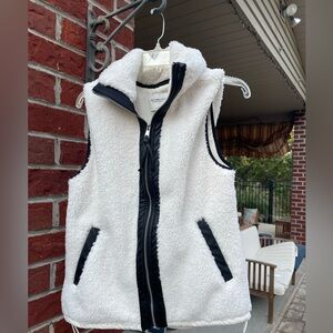 Abercrombie vest - NWT!